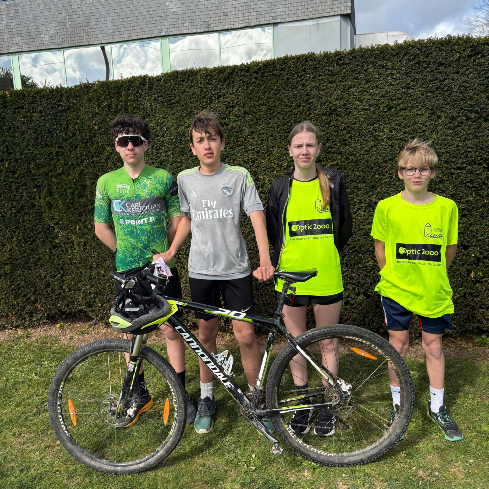 motion_photo_1854229857606168134